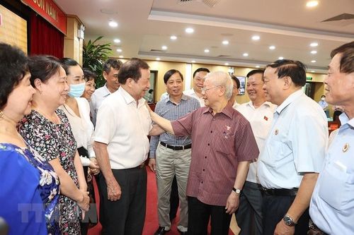 Tổng Bí thư: 'Chống tham nhũng mà vướng vào tham nhũng thì tôi xử trước'