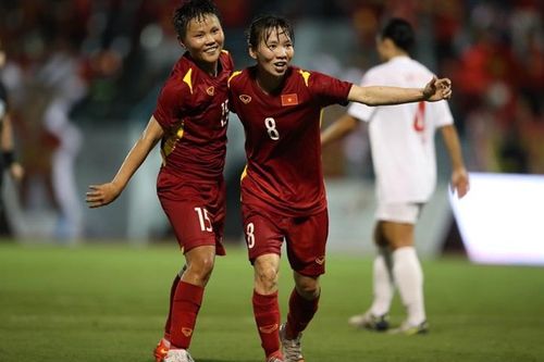 Tuyển nữ Việt Nam - Tuyển nữ Philippines 2-1: Ngôi đầu chắc trong tay