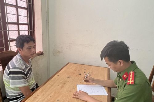 Bắt 'siêu trộm' giả danh người đi thu mua sắt vụn