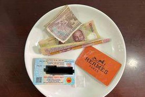 Quảng Ninh: 9 'nam thanh, nữ tú' tụ tập sử dụng ma túy trong khách sạn