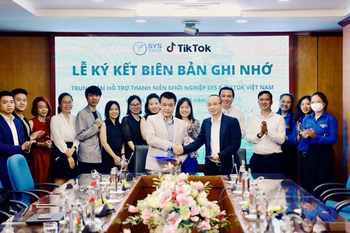Hợp tác nâng cao năng lực kinh doanh số cho 20 triệu thanh niên Việt Nam