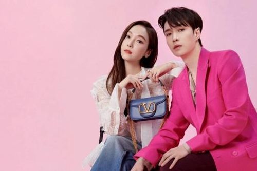 Trương Nghệ Hưng và Jessica Jung thần thái hút hồn trong bộ ảnh chụp nhãn hàng