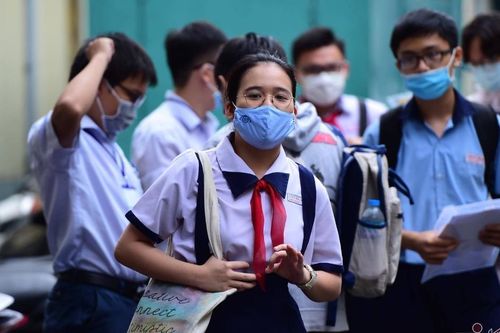 Thi vào lớp 10 TP HCM: Hàng chục trường số đăng kí thấp hơn chỉ tiêu