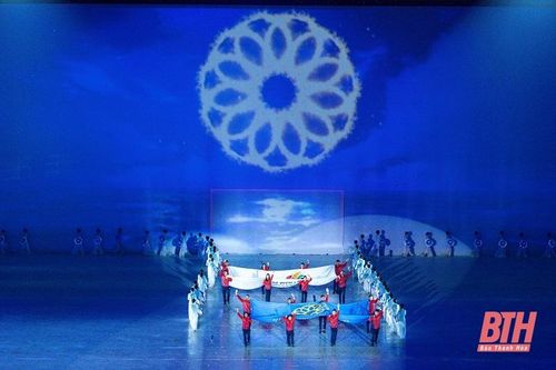 Lễ khai mạc SEA Games 31: 'Vì một Đông Nam Á mạnh mẽ hơn'