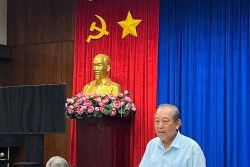 Ban Liên lạc học sinh miền Nam trao đổi về đề án xây dựng Bảo tàng Tập kết