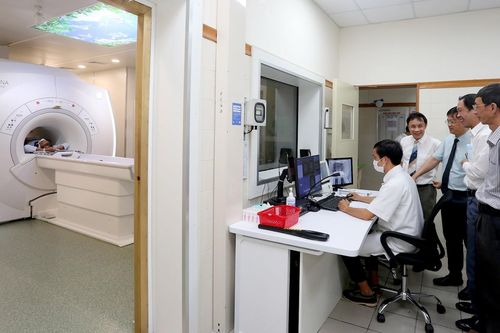 Bệnh viện Trung ương Huế ứng dụng máy chụp MRI ứng dụng trí tuệ nhân tạo