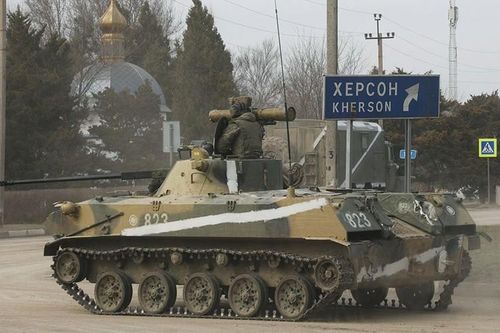 Một ngày sau tin muốn sáp nhập vào Nga, thành phố miền Nam Ukraine bùng loạt vụ nổ lớn