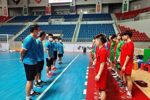 SEA Games 31: Đội tuyển Futsal nữ Việt Nam rút gọn danh sách 16 cầu thủ