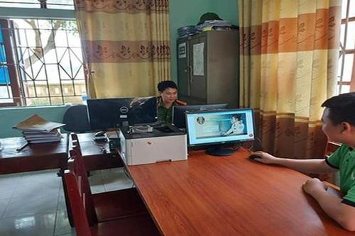 Công an tỉnh Tuyên Quang sẵn sàng triển khai đăng ký xe cho công an cấp huyện, xã