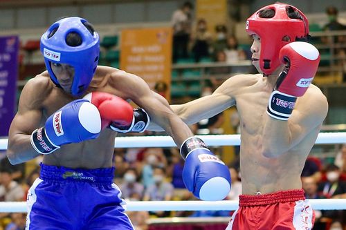 Tung combo đòn khiến đối thủ choáng váng, Huỳnh Văn Tuấn giành HCV SEA Games 31