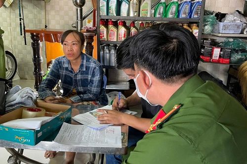 Nhiều 'chân rết' trong đường dây cá độ 'khủng' ra đầu thú