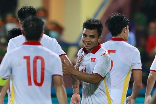 U23 Việt Nam vào bán kết SEA Games với vị trí nhất bảng