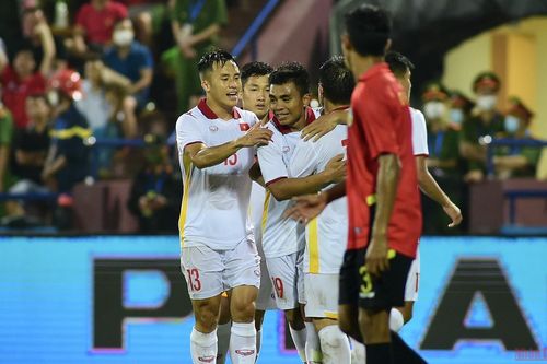 U23 Việt Nam vào bán kết với ngôi đầu bảng A