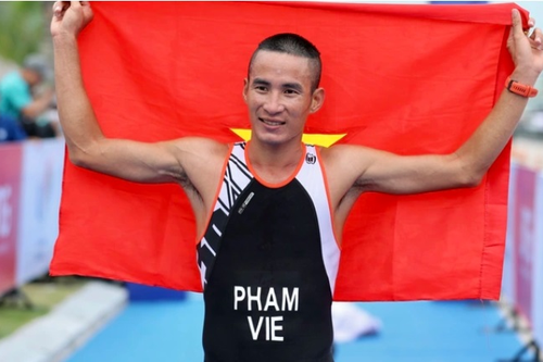SEA Games 31: Phạm Tiến Sản giành huy chương vàng lịch sử cho Duathlon Việt Nam