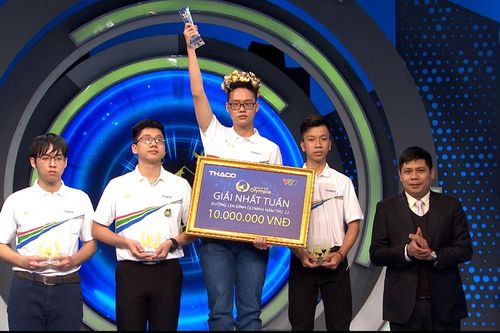 Về đích xuất sắc, nam sinh TPHCM giành vòng nguyệt quế Olympia