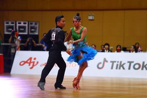 SEA Games 31: Dance Sport Việt Nam 'hái vàng' trong ngày thi đầu tiên