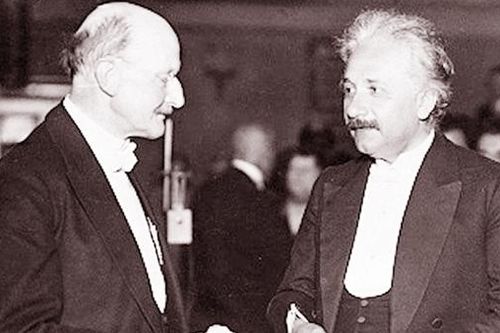 Cuộc tranh luận về thời gian giữa Einstein và Bergson: Einstein có nhầm không?