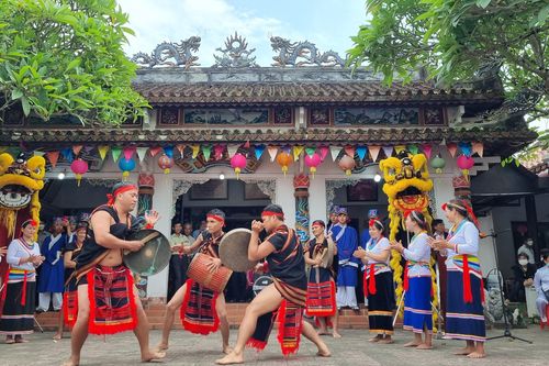 Quảng Ngãi: Lễ hội điện Trường Bà