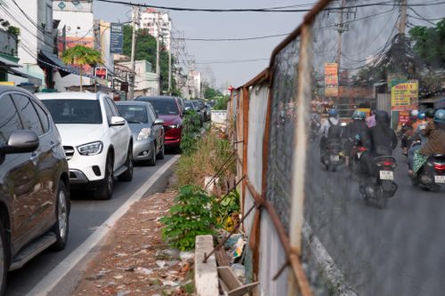 Người dân vui khi nghe tiếng... khoan cọc nhồi, máy xúc cào đất