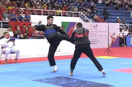 Ronaldo bị võ sĩ Việt Nam hạ knock-out tại SEA Games 31