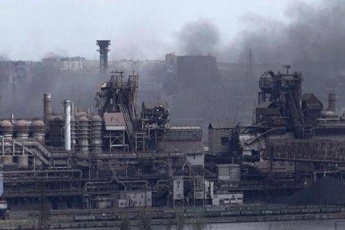 Ukraine chặn Nga đưa quân tới Sumy, thêm nhiều công ty rút khỏi Nga