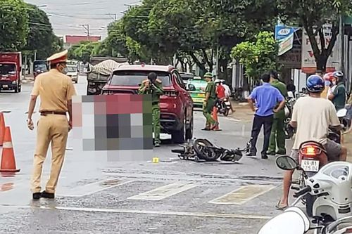 Người livestream khi lái ô tô khiến 1 người tử vong không có bằng lái xe
