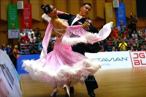 Khiêu vũ thể thao Việt Nam có thêm 5 Huy chương Đồng