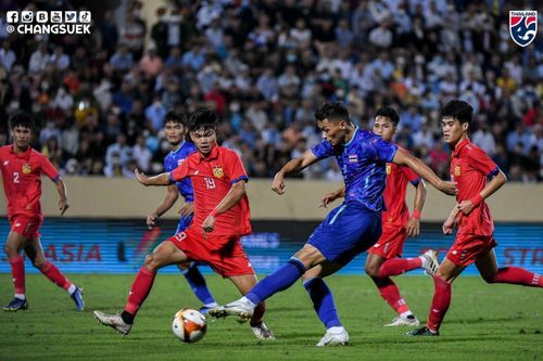 Đánh bại U23 Lào, U23 Thái Lan tránh gặp U23 Việt Nam ở bán kết
