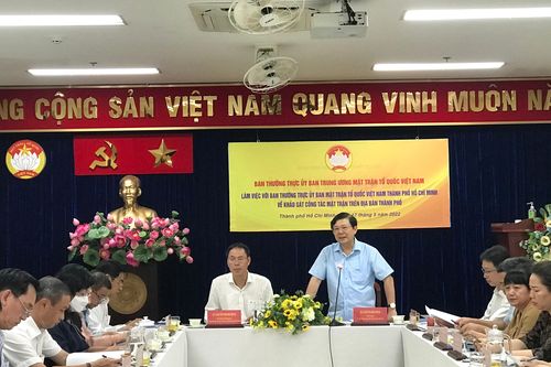 Kịp thời hỗ trợ để hoạt động của Mặt trận và Ủy ban Đoàn kết Công giáo được hiệu quả