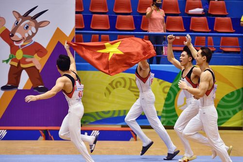 HLV Minh Sang: 'VĐV trẻ đủ sức cạnh tranh sòng phẳng với đối thủ'