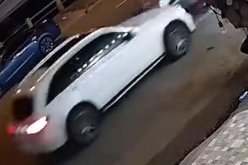 Khởi tố tài xế dùng xe Mercedes tông chết người