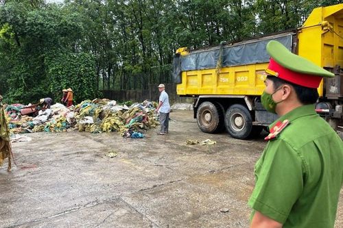 Phát hiện công ty xả chất thải rắn ra môi trường tại Thừa Thiên Huế
