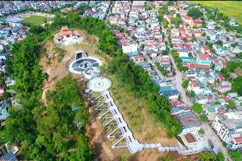 Công trình Đền thờ liệt sĩ tại Chiến trường Điện Biên Phủ mang kiến trúc đặc biệt tri ân các anh hùng liệt sĩ