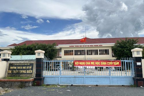 Học sinh lớp 9 ở Cần Thơ bị bảo vệ trường đánh gãy xương hàm