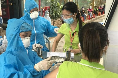 TP. Hồ Chí Minh lên kế hoạch tiêm vắc xin Covid-19 mũi 4