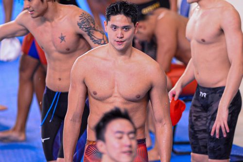 Vẻ đẹp hút hồn của nam thần Joseph Schooling trên đường bơi SEA Games