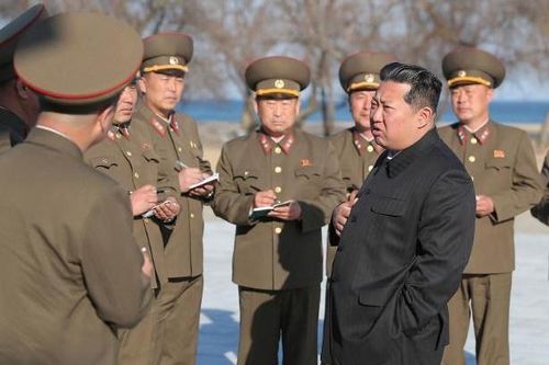 CNN: Triều Tiên chuẩn bị phóng ICBM khi ông Biden sắp thăm châu Á
