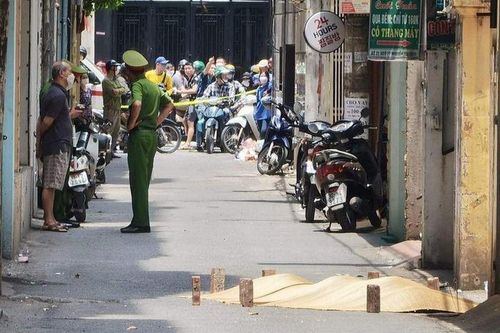 Người đàn ông rơi từ tầng 6 tử vong ở Hà Nội