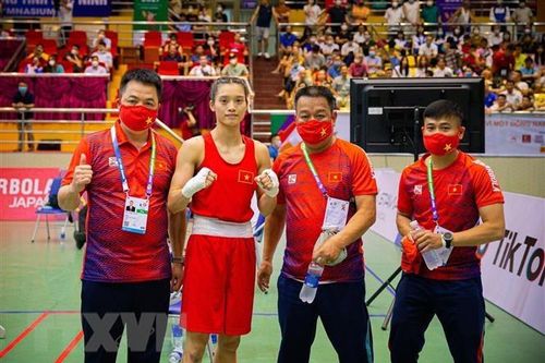 Hạt giống số 1 Boxing Việt Nam thắng knock out đối thủ trong 30 giây