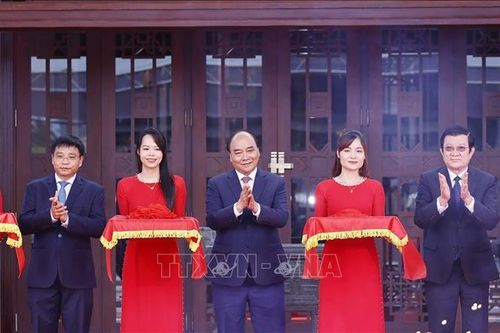 Chủ tịch nước dự Lễ khánh thành Đền thờ liệt sỹ tại chiến trường Điện Biên Phủ