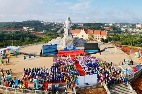Đắk Nông: Phát động toàn dân tham gia trồng cây gây rừng
