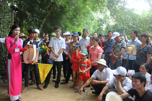Nam Đàn khắc ghi lời Bác dặn