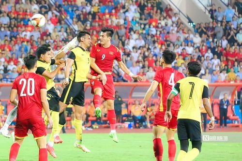 Chùm ảnh: Tiến Linh tỏa sáng đưa U23 Việt Nam vào chung kết