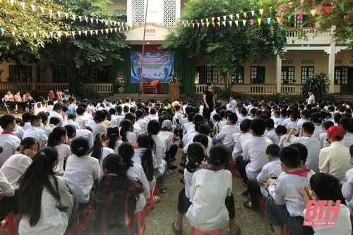 Tuyên truyền, giáo dục an toàn giao thông, phòng chống đuối nước và các tệ nạn xã hội cho học sinh xã Thành An