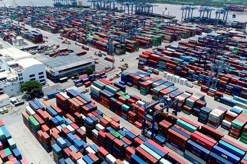 Cảng Cát Lái đang quá tải