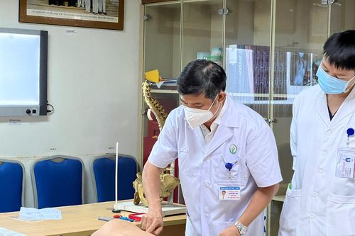 Căn bệnh cứ 100 thanh thiếu niên, 2-3 trẻ mắc
