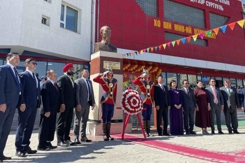 Đại sứ quán Việt Nam tại Mông Cổ kỷ niệm 132 năm ngày sinh Chủ tịch Hồ Chí Minh