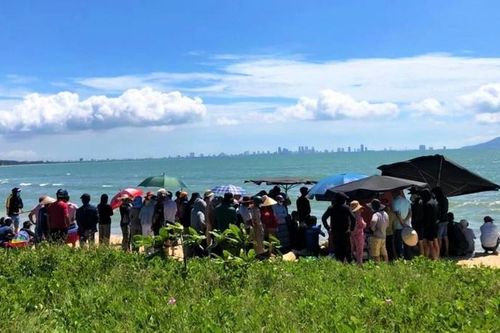 Đà Nẵng: Tắm biển cùng nhóm bạn, nam sinh lớp 8 chết đuối