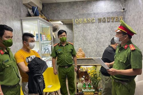 Huế: Liên tiếp bắt giữ 2 đối tượng tàng trữ, sử dụng trái phép chất ma túy