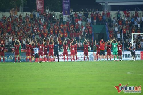 U23 Việt Nam tri ân CĐV Việt Trì, trở lại Mỹ Đình đấu Thái Lan